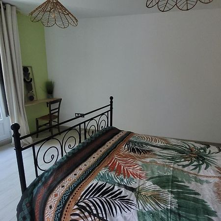 Le Truc En Plus, Accessibles Pmr, Appartement 45 M2 Mitoyen Dans Une Maison Avec Un Autre Appartement Guérard Eksteriør bilde