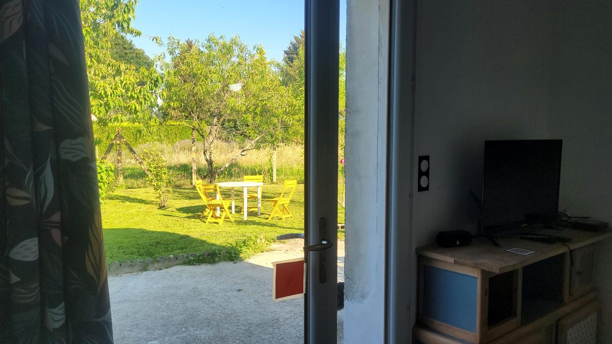 Le Truc En Plus, Accessibles Pmr, Appartement 45 M2 Mitoyen Dans Une Maison Avec Un Autre Appartement Guérard Eksteriør bilde